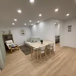 Neto Pinto - Casa De Ferias / Fins De Semana. *