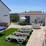 度假居 Neto Pinto - Casa De Ferias / Fins De Semana. *