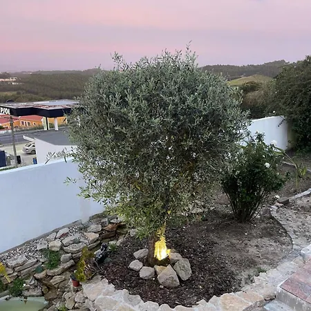 펜션 Neto Pinto - Casa De Ferias / Fins De Semana. 로리냐