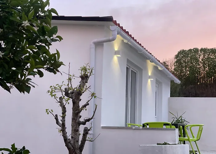 Neto Pinto - Casa De Ferias / Fins De Semana. *