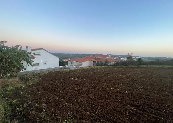 Neto Pinto - Casa De Ferias / Fins De Semana. Semesterbostad Lourinhã